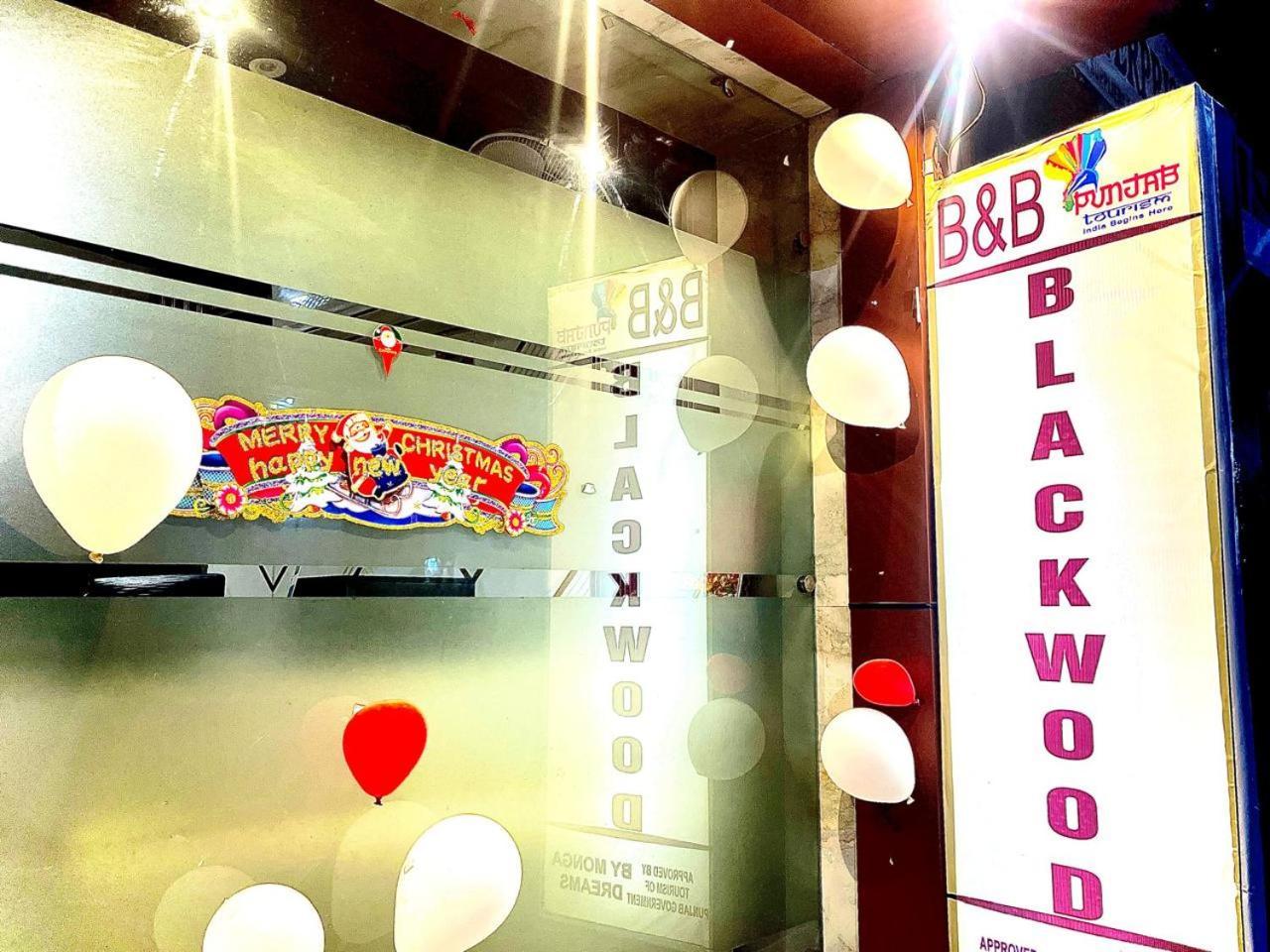 Blackwood Near Golden Temple -140 Mtrs Amritsar Ngoại thất bức ảnh